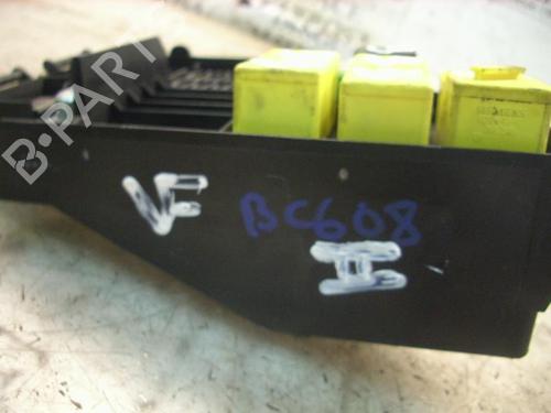 Fuse box LAND ROVER FREELANDER I (L314) 2.0 Td4 4x4 | BP3742160E1 