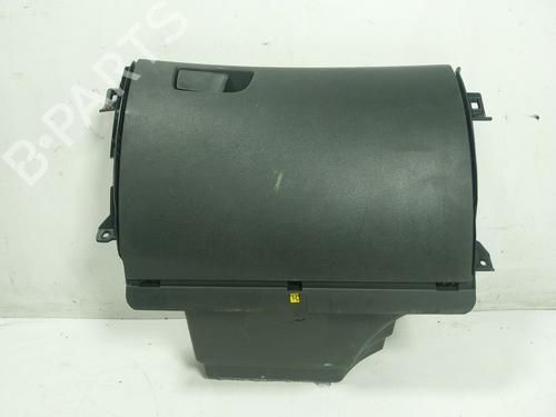 Used Glove box Glove box RENAULT MEGANE IV Hatchback (B9A/M/N_) 1.5 dCi 110 (B9A3) (110 hp) 16476054 16476054