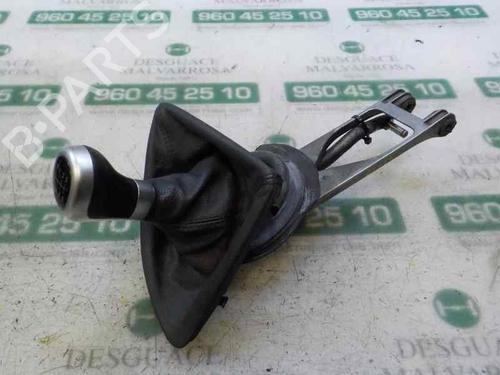 Used Gear lever Gear lever BMW 1 (E87) 118 d (143 hp) 7412454 7412454