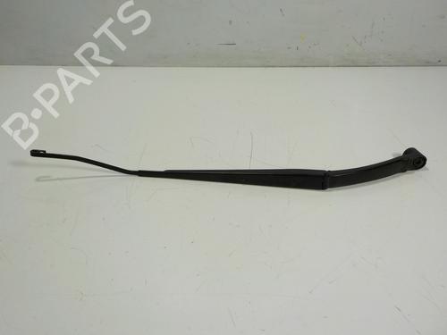 Used Front windshield wiper arm NISSAN QASHQAI II (J11, J11_) [2013-2025]  11191476