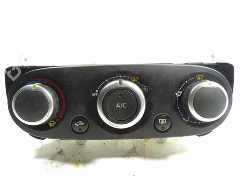 Used Climate control Climate control RENAULT CLIO IV (BH_) 1.5 dCi 75 (75 hp) 7299956 7299956