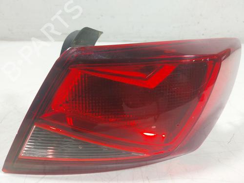 Used Right taillight Right taillight SEAT LEON (5F1) 1.2 TSI (110 hp) 18527715 18527715
