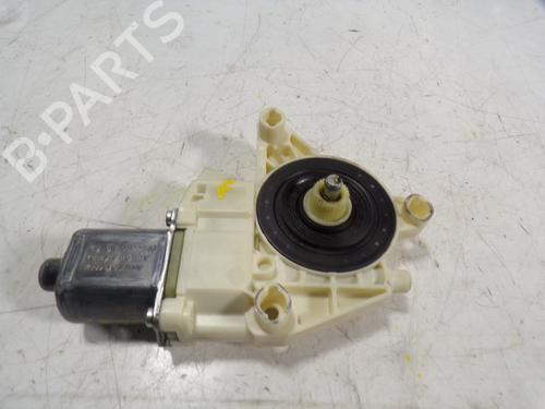 Used Left front window motor Left front window motor MERCEDES-BENZ GLK-CLASS (X204) [2008-2015] 8416366 8416366