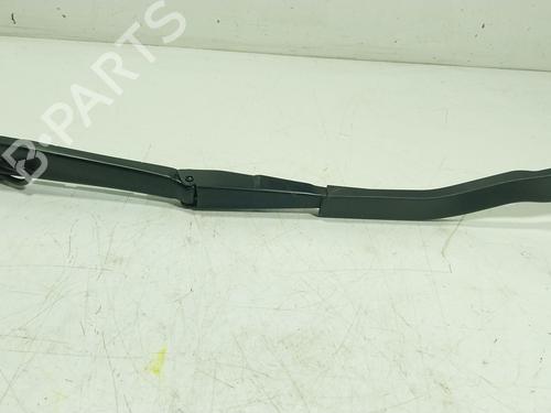 front-windshield-wiper-arm-bmw-4-gran-coupe-g26-2021-29493306 main image