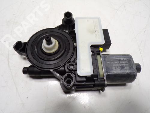 Used Rear right window mechanism Rear right window mechanism SEAT LEON (KL1, KLG) [2019-2026] 10713736 10713736