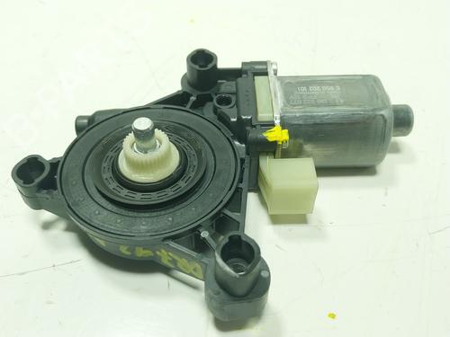 Left front window motor SEAT LEON Sportstourer (KL8, KLD) | BP29576018E21 - Image 2