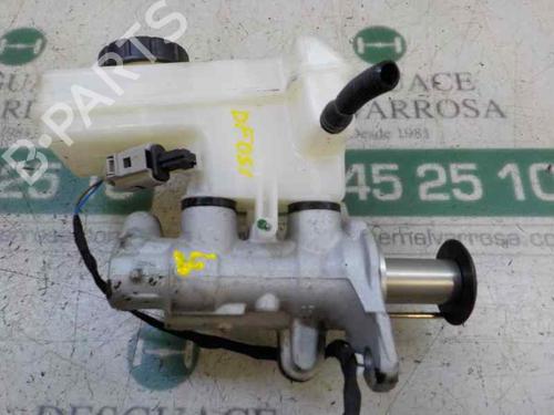 Used Brake master cylinder Brake master cylinder VW GOLF VII (5G1, BQ1, BE1, BE2) 1.5 TSI (150 hp) 5840606 5840606