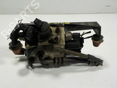 Kompressor Støt/Fjæring Kompressor Støt/Fjæring BMW 7 (E65, E66, E67) 730 d (218 hp) 11958703 11958703