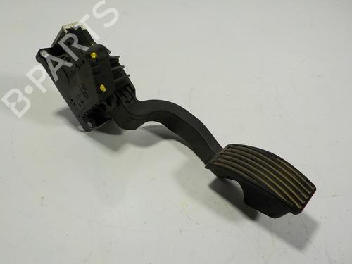 Used Pedal Pedal OPEL CORSA E (X15) 1.4 (08, 68) (90 hp) 15064458 15064458
