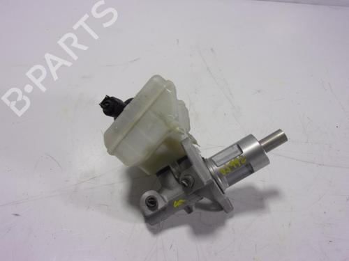 Brake master cylinder AUDI Q5 (8RB) 3.0 TDI quattro 8K0611021A