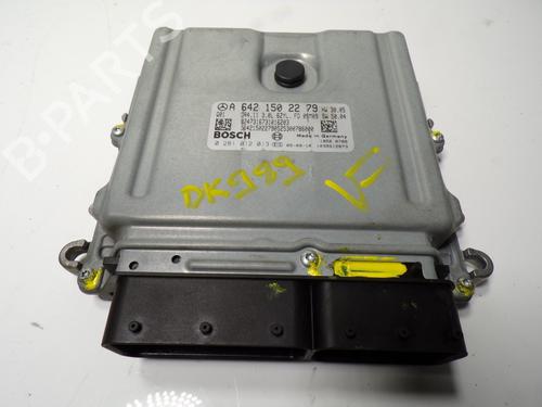 Used Engine control unit (ECU) MERCEDES-BENZ CLS (C219) CLS 320 CDI (219.322) (224 hp) 13208539