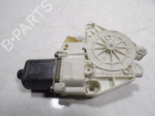 Right front window motor MERCEDES-BENZ C-CLASS (W204) | BP15284319E20