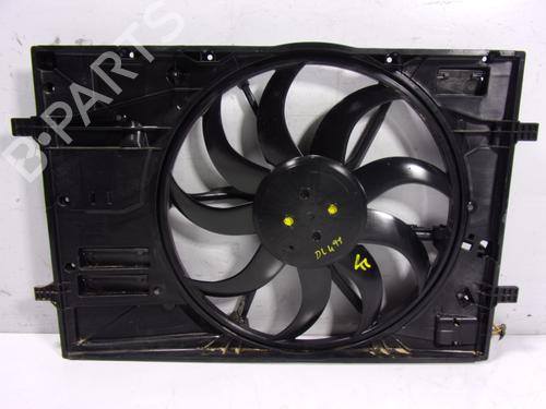 Used Radiator fan Radiator fan CUPRA LEON Sportstourer (KL8, KU8, KUD) 1.4 e-HYBRID (204 hp) 15887631 15887631