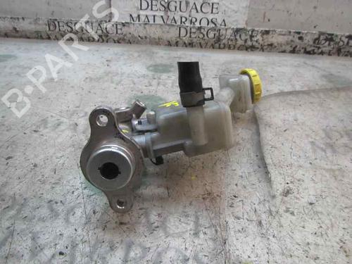 Brake master cylinder NISSAN X-TRAIL I (T30) 2.2 dCi | BP3835742M77 