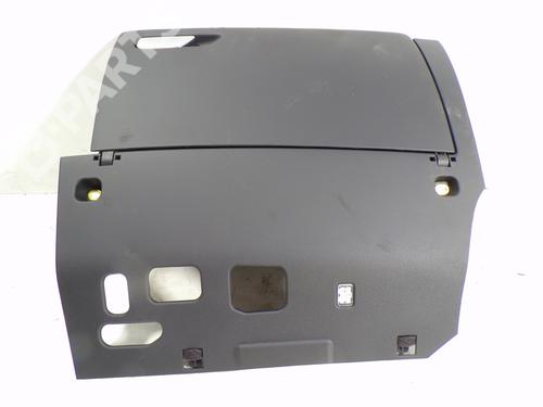 Used Glove box Glove box AUDI A3 Sportback (8VA, 8VF) 1.4 TSI (150 hp) 8105886 8105886