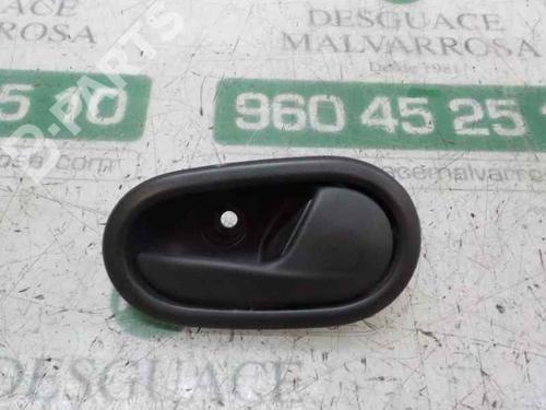 Used Front right interior door handle Front right interior door handle DACIA SANDERO II 1.0 SCe 75 (B8JC, B8JD) (73 hp) 4706064 4706064