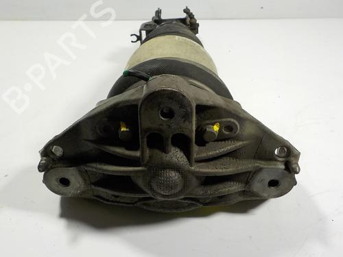 Right front shock absorber VW TOUAREG (7LA, 7L6, 7L7) 3.0 V6 TDI | BP12452367M17 