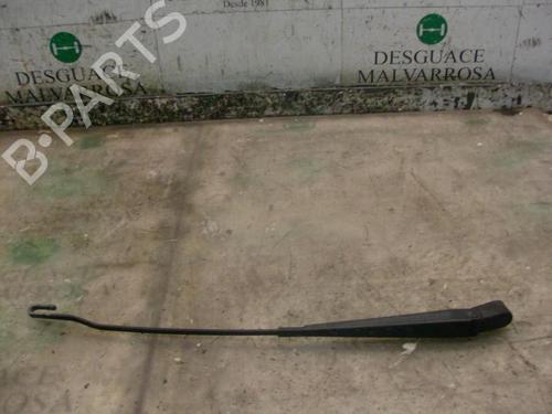Used Front windshield wiper arm Front windshield wiper arm FORD TRANSIT Van (FA_ _) 2.0 DI (FAE_, FAF_, FAG_) (75 hp) 4013353 4013353