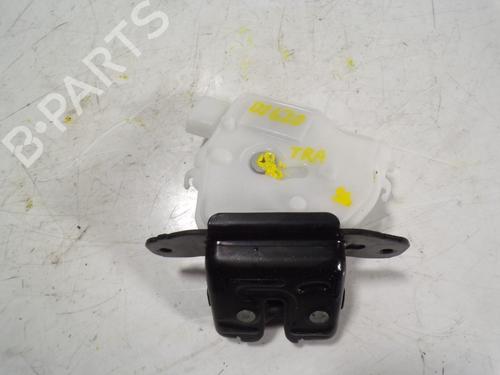 Used Tailgate lock TOYOTA AURIS (_E18_) 1.8 Hybrid (ZWE186_, ZWE186R) (136 hp) 8938286