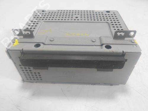 Used Radio FORD TOURNEO COURIER B460 MPV 1.0 EcoBoost (100 hp) 16871159