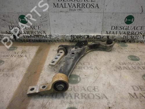 Used Right front suspension arm NISSAN ALMERA TINO (V10) 2.2 dCi (115 hp) 3790955