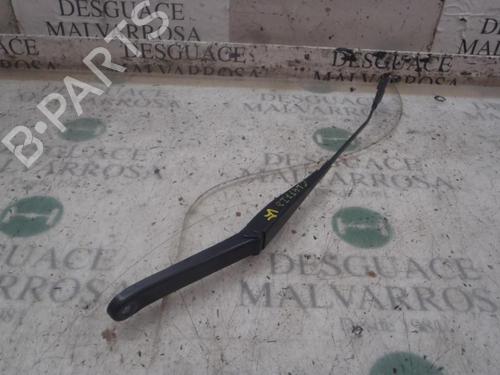 Used Front windshield wiper arm FORD FOCUS II (DA_, HCP, DP) [2004-2013]  3820156