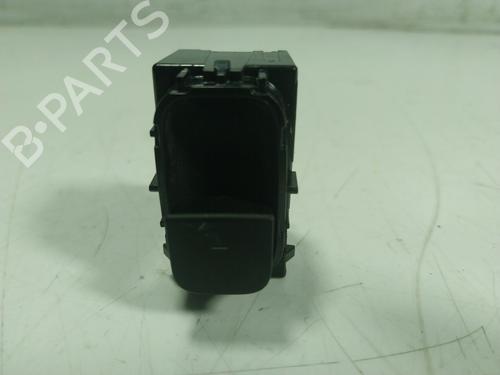 Used Right front window switch Right front window switch TESLA MODEL Y (5YJY) Long Range All-wheel Drive (514 hp) 16665697 16665697