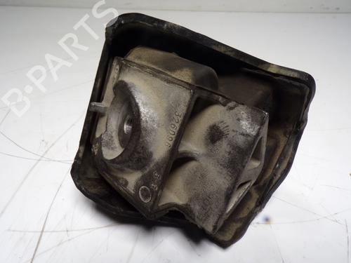 Used Engine mount Engine mount VW CRAFTER 30-50 Van (2E_) 2.0 TDI (136 hp) 11860800 11860800