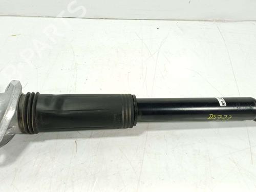 Used Right rear shock absorber Right rear shock absorber TOYOTA COROLLA Estate (_E21_) 1.8 VVTi Hybrid (ZWE219) (140 hp) 40069500 40069500