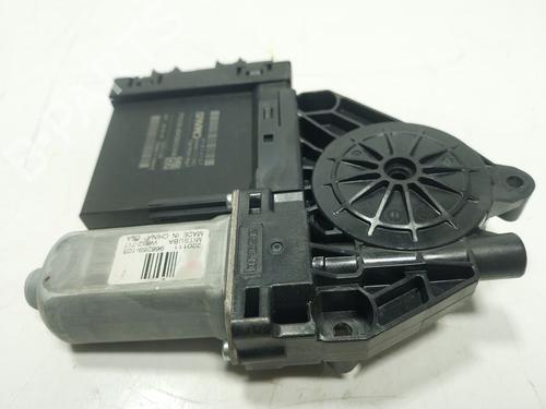 Used Right front window motor VOLVO XC60 II (246) D4 Polestar (200 hp) 27598023