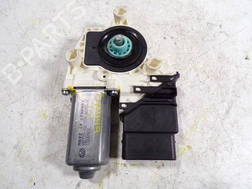 Rudehejsemotor bagstkærm venstre VW GOLF VI (5K1) 1.6 TDI (105 hp) 8184891