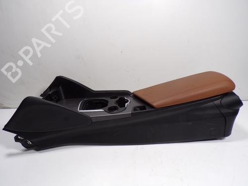 Used Armrest / Center console Armrest / Center console ALFA ROMEO GIULIA (952_) 2.2 D (952AEM250, 952AEA250) (150 hp) 11083318 11083318