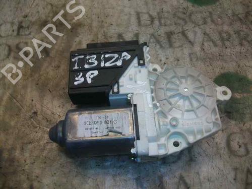 Rudehejsemotor forskærm højre SEAT IBIZA III (6L1) 1.4 TDI (75 hp) 3776971