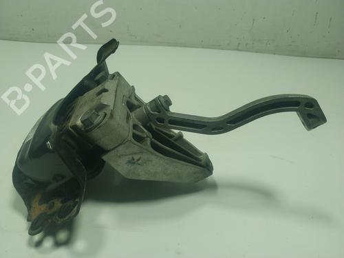 Used Engine mount Engine mount VW POLO VI (AW1, BZ1, AE1) 1.6 TDI (95 hp) 18157339 18157339