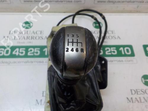 Used Gear lever NISSAN X-TRAIL I (T30) [2001-2013]  7411831