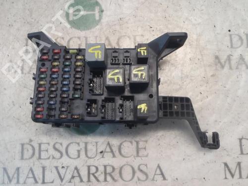 Used Fuse box Fuse box JAGUAR X-TYPE I (X400) 2.1 V6 (156 hp) 3806860 3806860