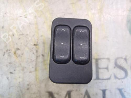 Used Left front window switch Left front window switch OPEL MERIVA A MPV (X03) 1.3 CDTI (E75) (69 hp) 3809455 3809455