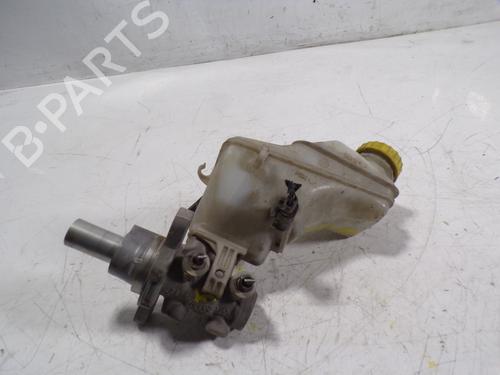 Used Brake master cylinder Brake master cylinder OPEL COMBO Tour (X12) [2012-2026] 9214584 9214584