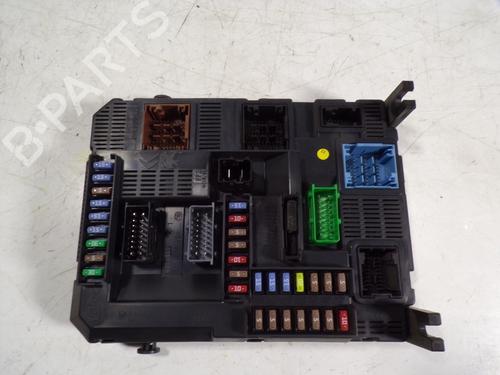 Used Fuse box Fuse box PEUGEOT 208 I (CA_, CC_) 1.4 HDi (68 hp) 8818478 8818478