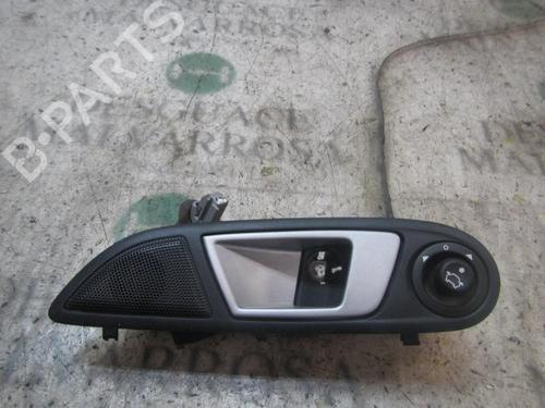 Used Front left interior door handle FORD FIESTA VI (CB1, CCN) 1.4 TDCi (68 hp) 3838349