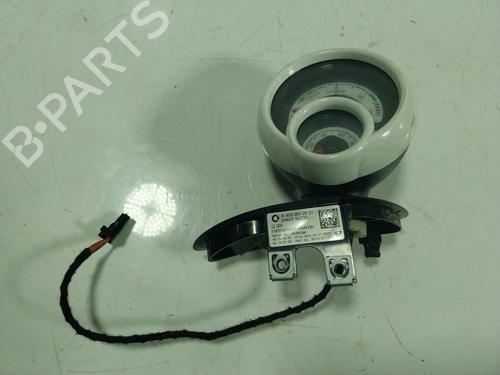 Used Instrument cluster Instrument cluster SMART FORFOUR Hatchback (453) electric drive (453.091) (82 hp) 16876573 16876573