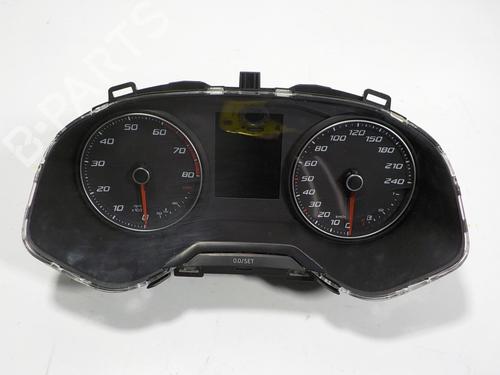 Used Instrument cluster Instrument cluster SEAT ARONA (KJ7, KJP) 1.0 TSI (95 hp) 13235996 13235996