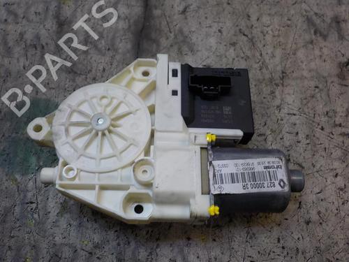 Rudehejsemotor bagstkærm højre RENAULT MEGANE III Hatchback (BZ0/1_, B3_) [2008-2025]  3998093