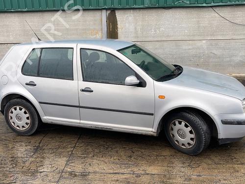 Høyre foran utvendig håndtak VW GOLF IV (1J1) 1.4 16V | BP11731573C129 