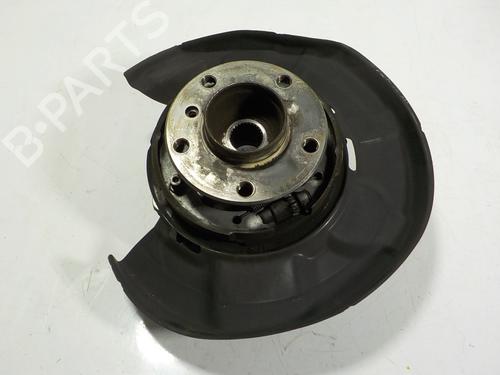 Used Right rear steering knuckle BMW 4 Coupe (F32, F82) [2013-2020]  15725053