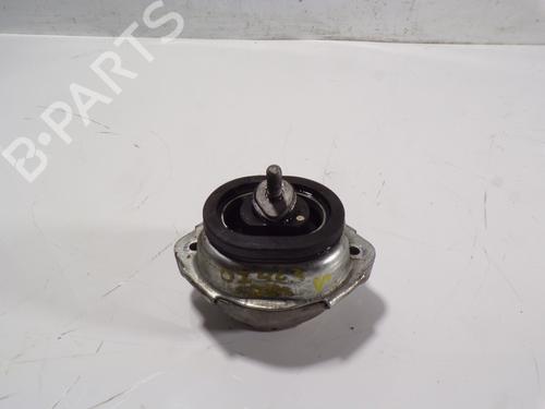Engine mount BMW X5 (E53) 4.6 is 22116770793