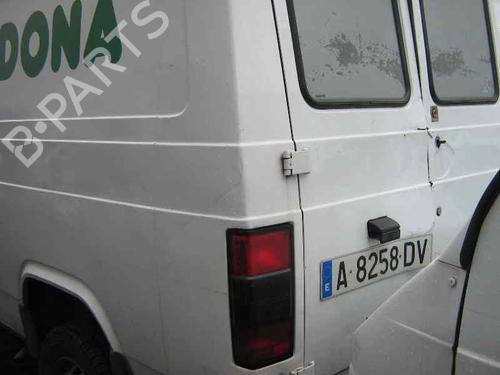 Used Parts NISSAN TRADE Van    479689