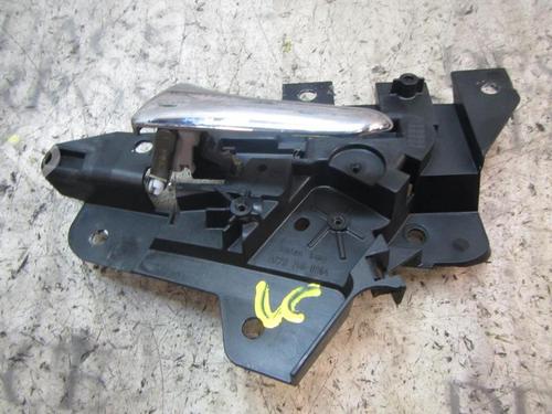 Used Rear left interior door handle Rear left interior door handle MERCEDES-BENZ S-CLASS (W220) S 400 CDI (220.028, 220.128) (250 hp) 3834257 3834257