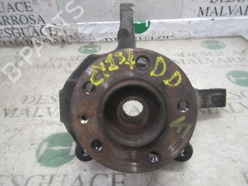 Used Right front steering knuckle OPEL VIVARO A Van (X83) 1.9 DI (F7) (80 hp) 3846063