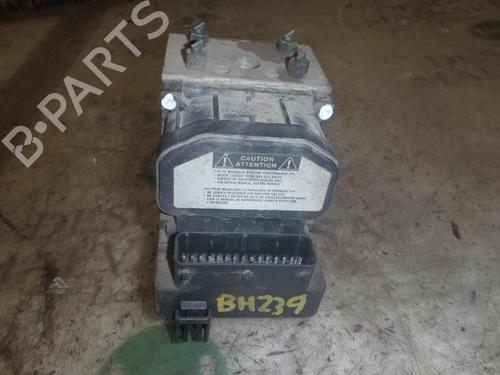 ABS Bremseaggregat TOYOTA COROLLA (_E12_) 1.6 VVT-i (ZZE121_, ZZE121R) (110 hp) 3786204